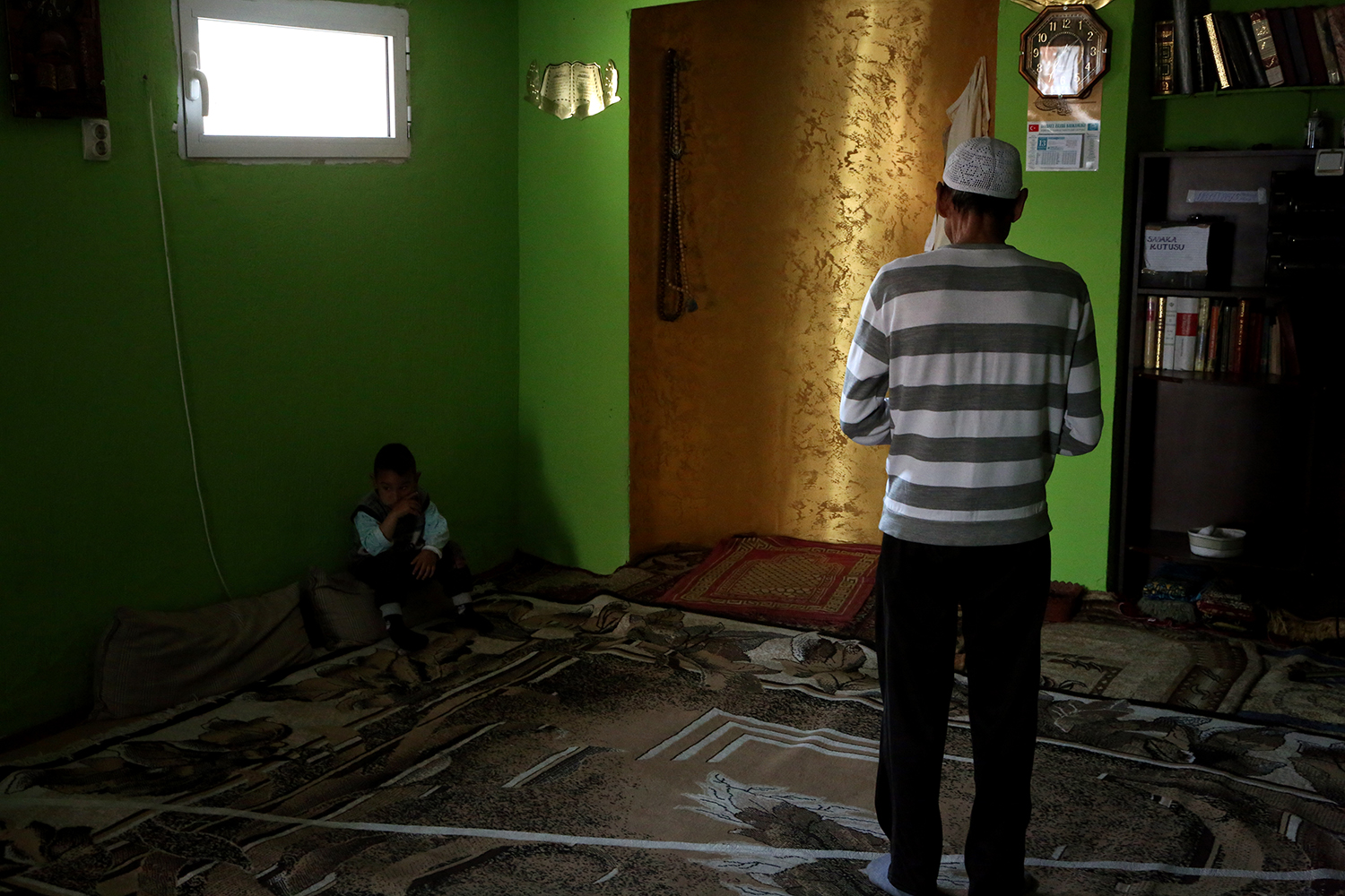 Bulgaria, improvised mosque, Stolipinovo