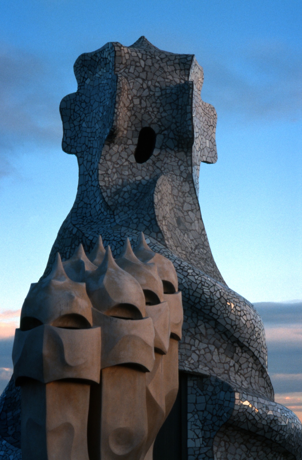 La Perdera. Chimney pots 2