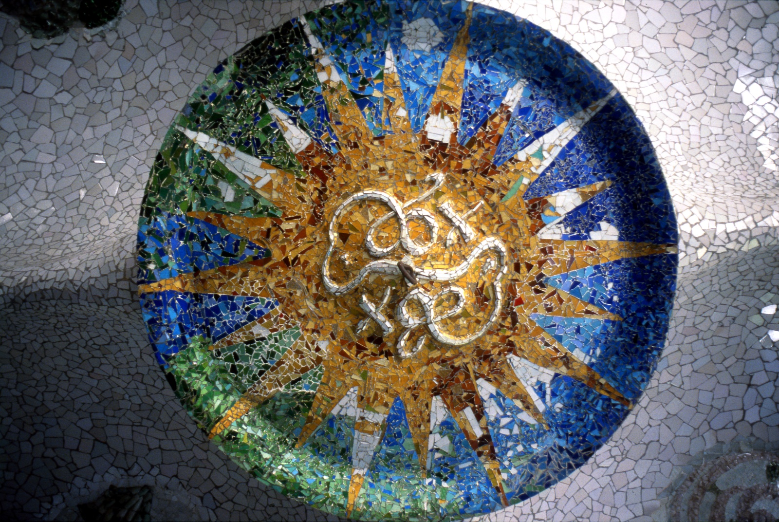Park Güell 5. Ceiling Mosaic in the Hypostyle Room